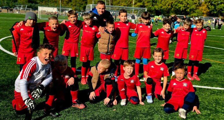 🥉 PODIUM W LICHENIU! ŻAKI Z MEDALEM NA IMPULS CUP! 🏆⚽💥⚪🔴🔵 – zdjęcie 1