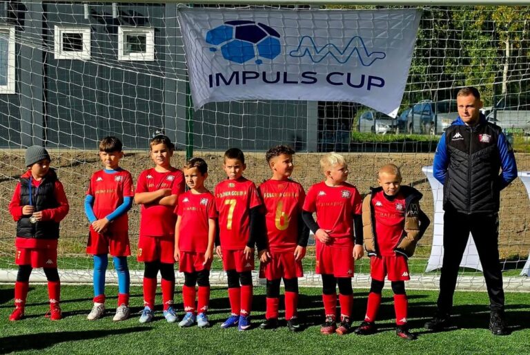 🥉 PODIUM W LICHENIU! ŻAKI Z MEDALEM NA IMPULS CUP! 🏆⚽💥⚪🔴🔵 – zdjęcie 2